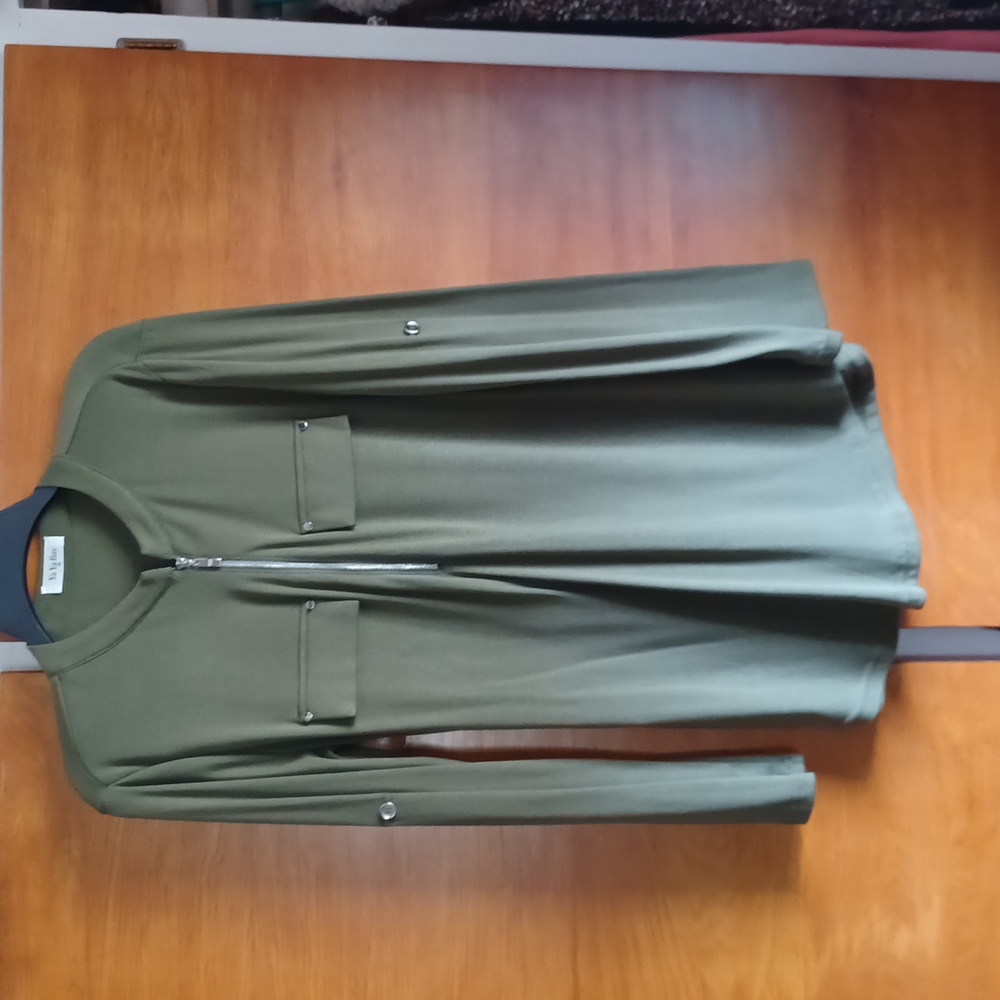 Women's long sleeve tunic Size M Olive green